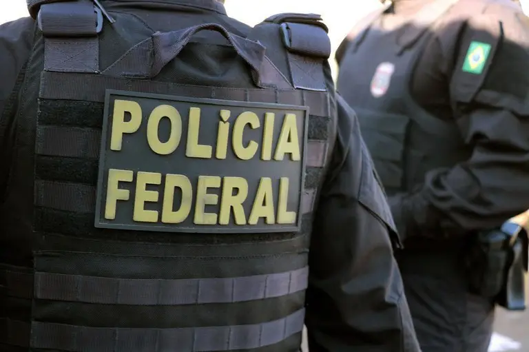 Polícia Federal Desarticula Orcrim 